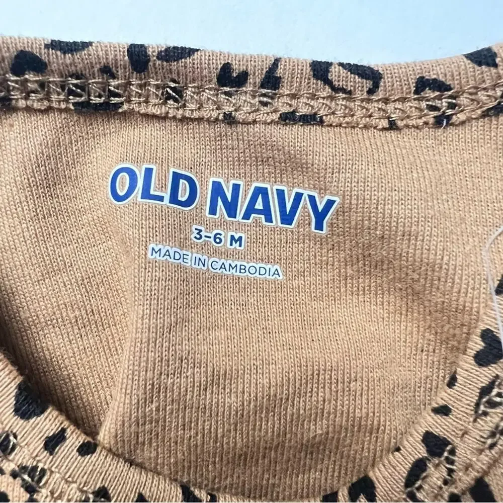 Old Navy Baby Girl Crew Neck Animal Print One-piece Long Sleeve Sz 3-6 M